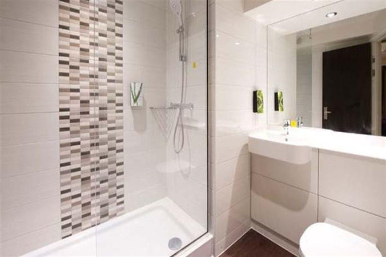 Premier Inn London Woolwich Exterior foto